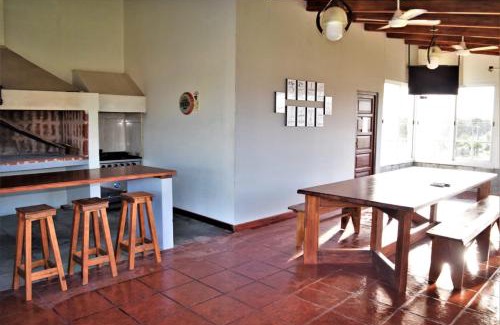 Federacion Cabin | Comfortable Cabañas Ceferino: Pet Friendly and Family Fun