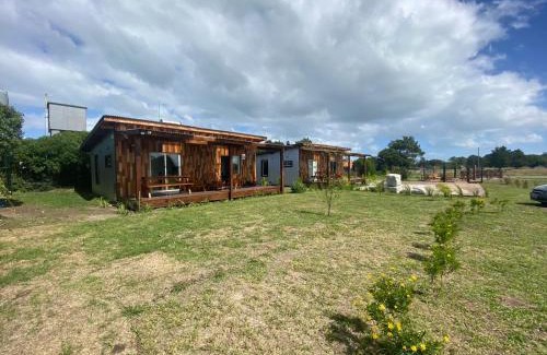 Colonia Chapadmalal Resort | Pet-Friendly Cabañas Chapa Mora with Pool Access