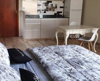 Sierra de los Padres Cabin | Discover Cabañas Chic Cumbre: Oceanfront Bliss Awaits