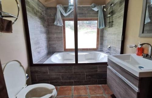 Mazamitla Cabin | Top-Rated Cabañas Colinas de San Nicanor with Hot Tub