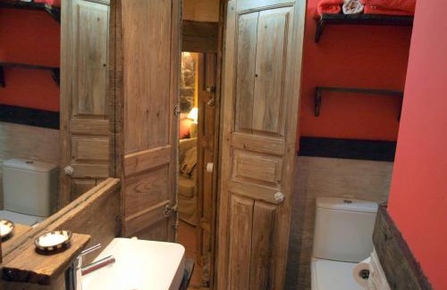 San Roque de Riomiera Ski Chalet | Enchanting Cabañas with Pet and Child-Friendly Amenities