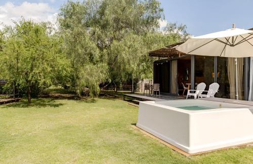 San Javier House | Pet-Friendly Modulo Vista al Champaqui with Ocean Views