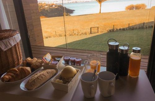 Oleiros Apartment | Outstanding Oceanfront Stay at Cabañas de Canide