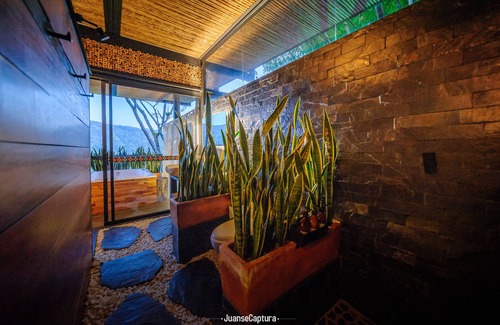 Barbosa Cabin | Nature Retreat: Luxury Cabañas Just 40 Min from Medellín