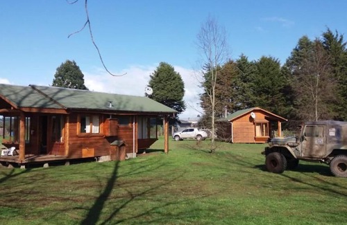 La Union Cabin | Cozy Cabañas de Madera: Pet-Friendly Retreat with Spa