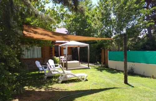 Ostende House | Family-Friendly Cabañas del Athuel with Hot Tub & Breakfast