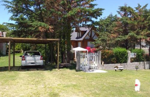 Ostende House | Family-Friendly Cabañas del Athuel with Hot Tub & Breakfast