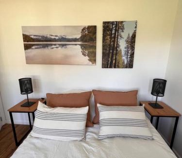 Macrozona Meseta Cerro Calafate Bed & Breakfast | Tranquil Cabañas del Lago - Guest Rated 10/10, Family Friendly