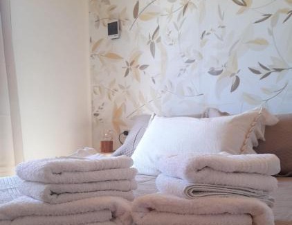 Macachin Cabin | Cozy Cabañas Del Volga: Family-Friendly with Breakfast Included