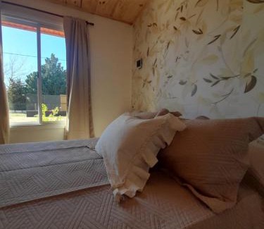 Macachin Cabin | Cozy Cabañas Del Volga: Family-Friendly with Breakfast Included