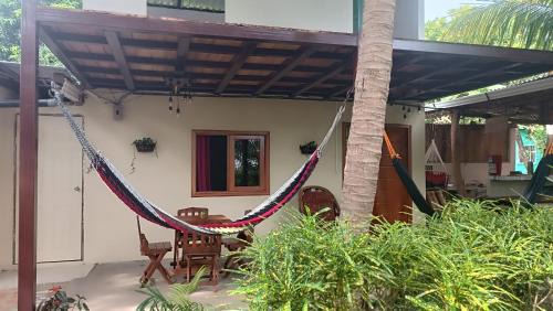 Ometepe Island House | Inviting Cabañas Privadas Dilany: Family-Friendly Retreat