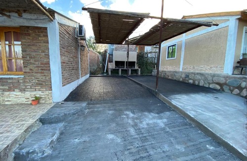 Cacheuta House | Budget-Friendly Cabañas Doña Rosa with Pool & Kitchen