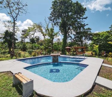 Guayabo Villa | Pet-Friendly Cabañas Don Ramiro: 4-Star Family Retreat