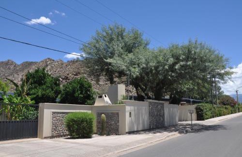 Chilecito Cabin | Family-Friendly Cabañas Don Roque with Pool Access