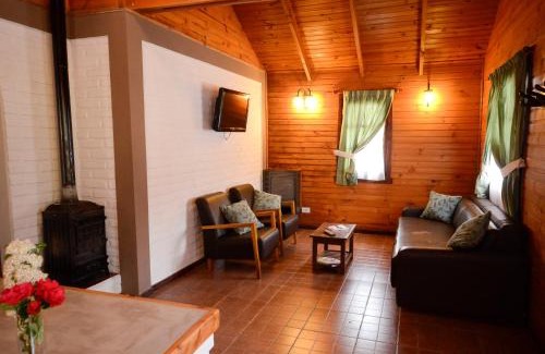 Esquel Cabin | Child-Friendly Retreat at Cabañas El Chalten - Rated 8.9/10