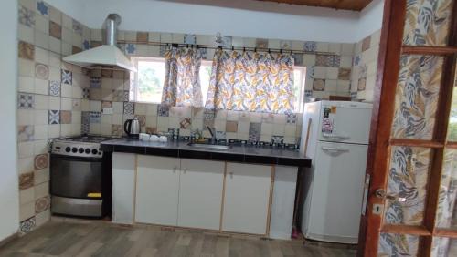Albardon House | Cozy Cabañas El Sauce: Pet-Friendly Retreat with Pool