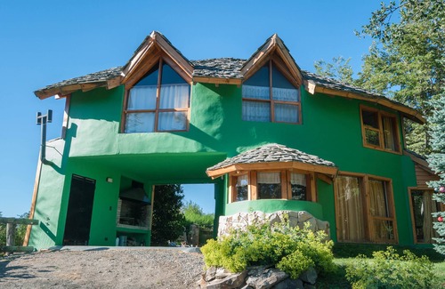 Correntoso Cabin | Tranquil Cabañas en el Bosque: Nature Awaits You