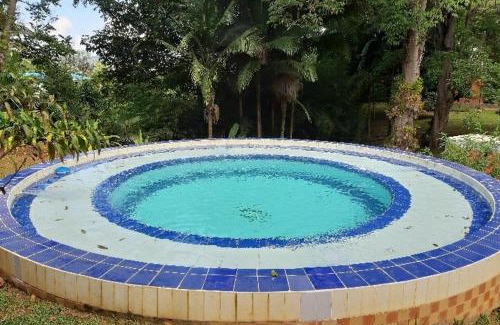 Dagua House | Pet-Friendly Cabañas en el Bosque with Pool & High Ratings