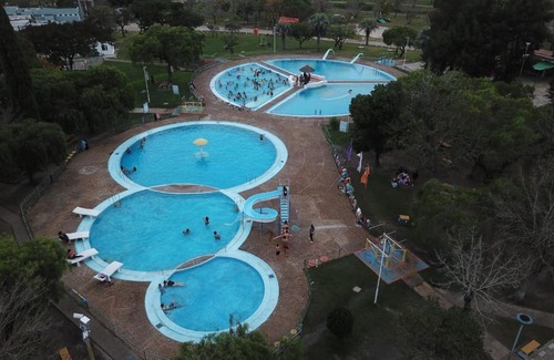 Quebracho Cabin | Pet-Friendly Cabañas with Pool & Hot Tub in Paysandú