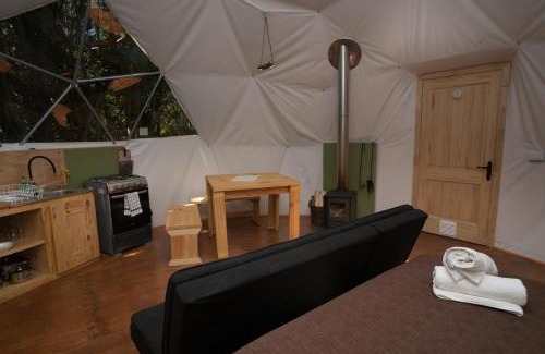 Ensenada Ski Chalet | Enchanting Cabañas Ensenada Bosque Nativo with Hot Tub