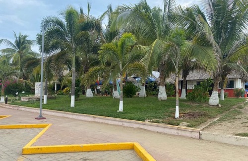 Brisas de Zicatela Cabin | Family-Friendly Cabañas Esmeralda for Memorable Getaways