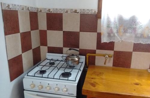 Miramar Cabin | Family-Friendly Cabañas Estrellas Doradas with Pool Access