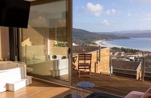 Fisterra Apartment | Experience Cabañas Fisterra: Ocean View & Relaxing Spa
