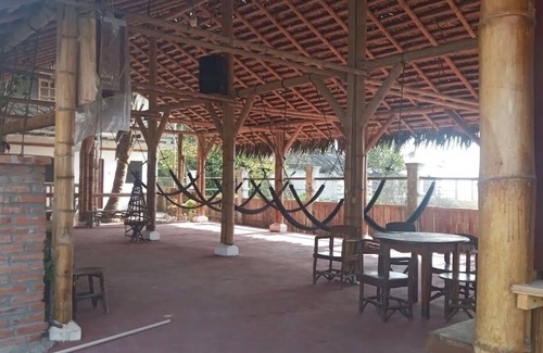 Manglaralto House | Beachfront Cabañas Just 5 Minutes from Montañita