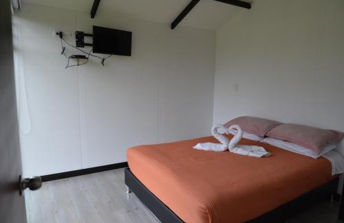 Paipa Ski Chalet | Pet-Friendly Retreat at CABAÑAS SALEKA Paipa - Rated 9/10