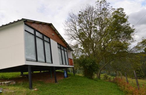 Paipa Ski Chalet | Pet-Friendly Retreat at CABAÑAS SALEKA Paipa - Rated 9/10