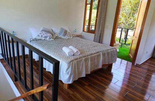 Mindo Cabin | Budget-Friendly Cabañas Golden Tanager - Family Friendly Retreat