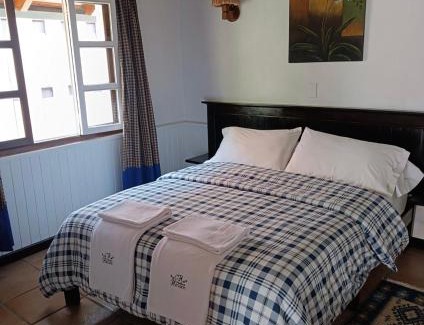La Colonia Tovar House | Cozy Cabañas Hessen - Ideal Getaway for Two in Colonia Tovar