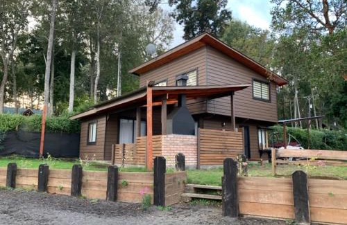 Panguipulli Ski Chalet | Family-Friendly Cabañas Huelquehue with Oceanfront Bliss