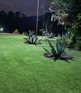 Valle de Bravo House | Delightful Cabañas Keikary: Pet & Child Friendly Retreat
