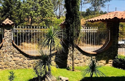 Mazamitla House | Relax at Cabañas la Esmeralda with Family-Friendly Amenities