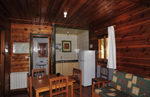 Riopar Apartment | Pet-Friendly Retreat at Cabañas La Toma del Agua