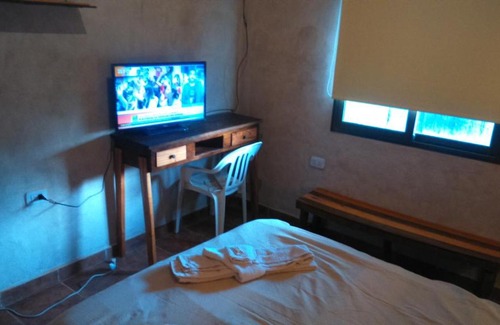 San Isidro Cabin | Budget-Friendly CABAÑAS LDM with Breakfast & Family Care