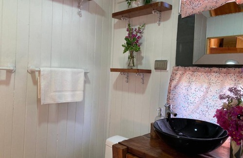 Chillan Hotel | Pet-Friendly Retreat at Cabaña Lemupewen Chillán