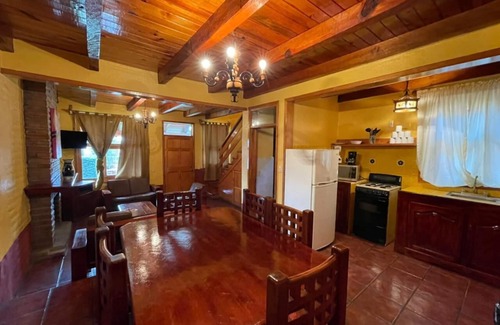 Mazamitla Cabin | Relax at Cabañas Lomas Verdes: Spa & Family-Friendly Stay
