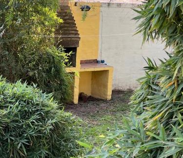 Tanti House | Pet-Friendly Cabañas Los Cedros with Pool & Kitchen