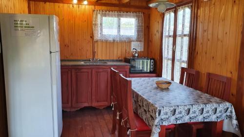 San Jose Cabin | Cozy Cabañas Los Cenotes: Pet-Friendly Family Getaway