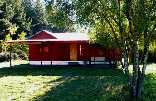 Parral House | Pet-Friendly Retreat at Cabañas Los Ciervos: Rated 9/10!
