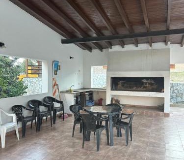 La Falda Cabin | Cozy Cabañas Los Gauchitos: Pet-Friendly with Pool Access
