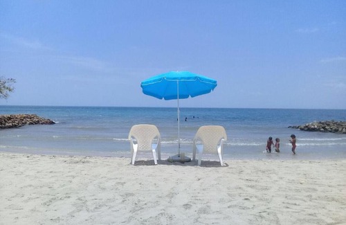 San Antero House | Oceanfront Cabañas Los Juanchos with Fireplace & 9/10 Rating
