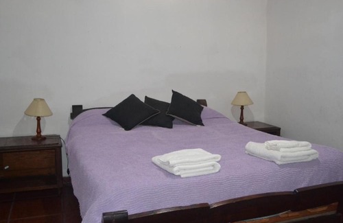 Capilla del Monte Hotel | Inviting Cabañas Los Relinchos: Pool & Family Friendly