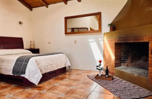 Valle de Bravo Ski Chalet | Family-Friendly Cabañas Los Saucos with Excellent Amenities