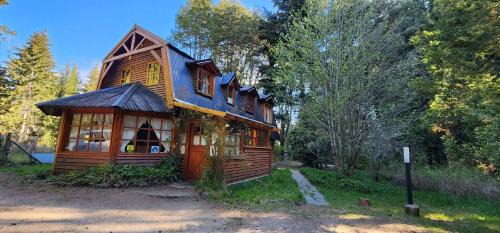 San Carlos de Bariloche Cabin | Oceanfront Cabañas Lucero del Bosque - Guest Rated 8.9/10