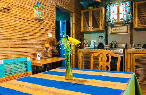 Tanchachin Hotel | Inviting Cabañas Mannan: Spa, Breakfast & Family-Friendly