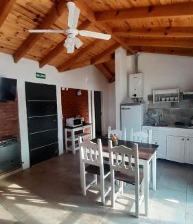 Los Reartes Cabin | Pet-Friendly Cabañas Matices del Lago with Ocean Views