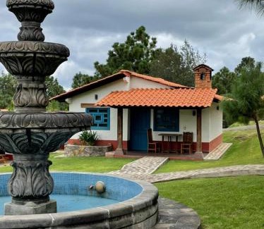 Mazamitla Ski Chalet | Inviting Cabañas Mazzatl with Hot Tub & Pool Access